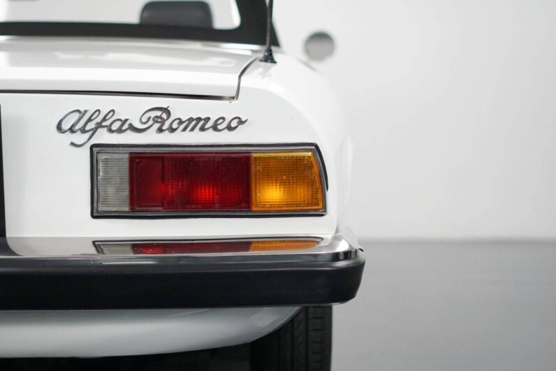 Alfa-Romeo 2000 Spider Veloce 1972