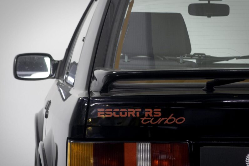Ford Escort RS turbo