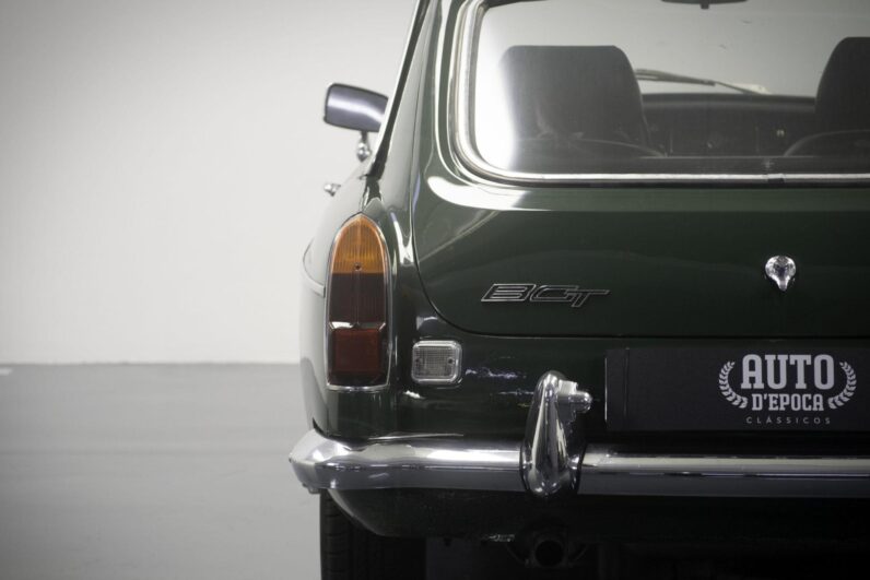 MG MGB GT