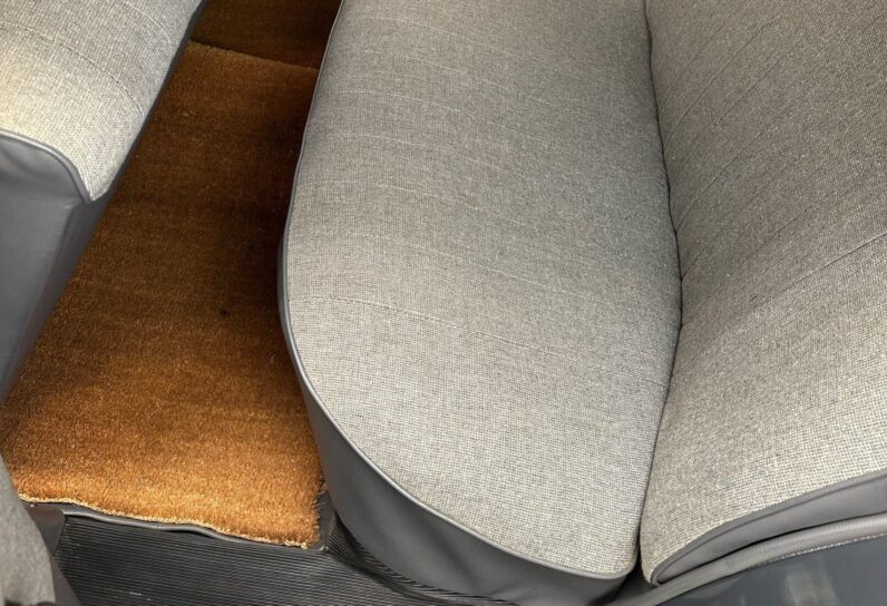 Mercedes-Benz 180B Ponton