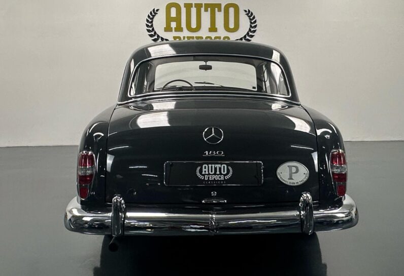 Mercedes-Benz 180B Ponton