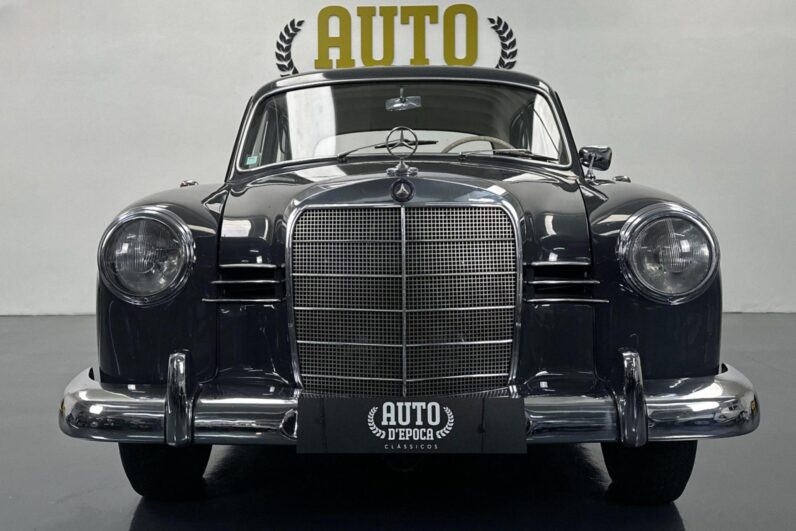 Mercedes-Benz 180B Ponton