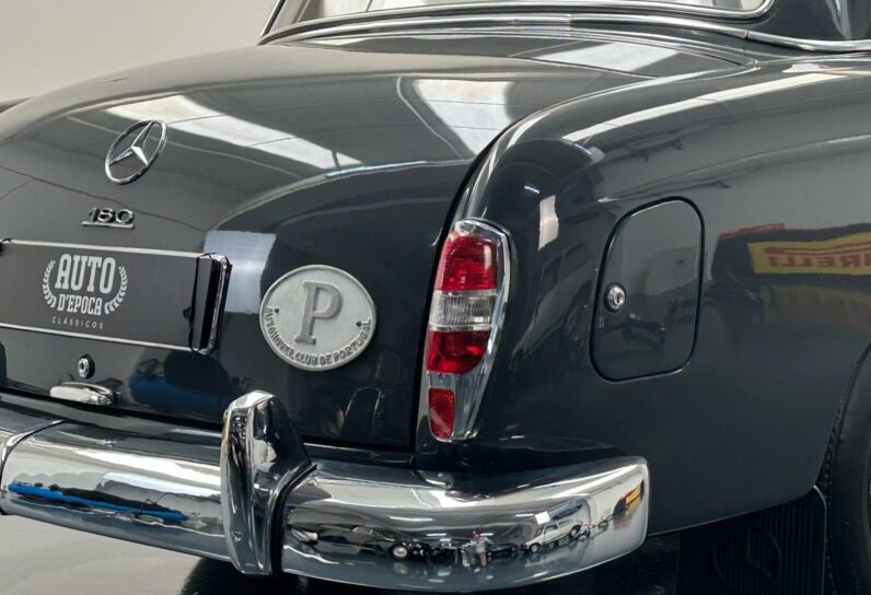 Mercedes-Benz 180B Ponton