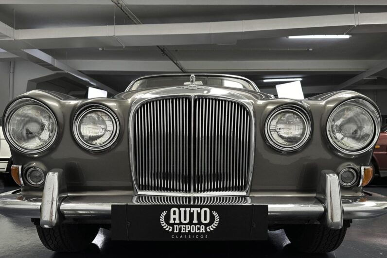 Jaguar 420 Sovereign