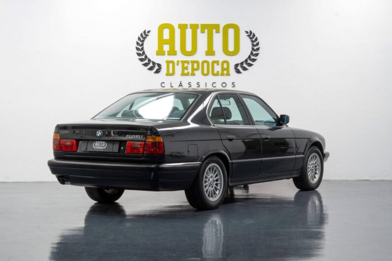 BMW (E34) 5.25i